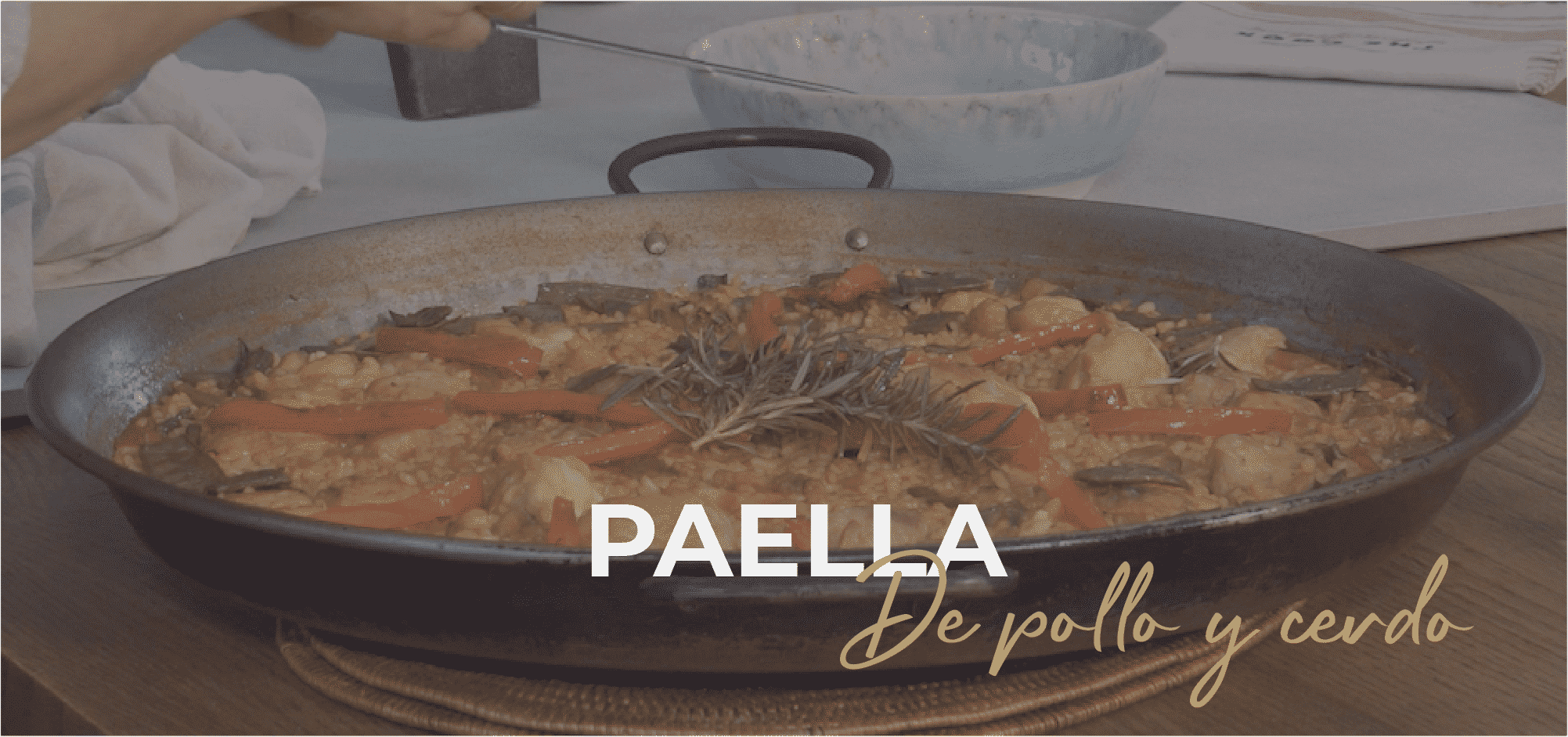 PAELLA DE POLLO Y CERDO The Cook by Silvia Lodares