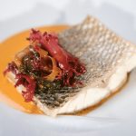Lubina con Salsa de Erizo